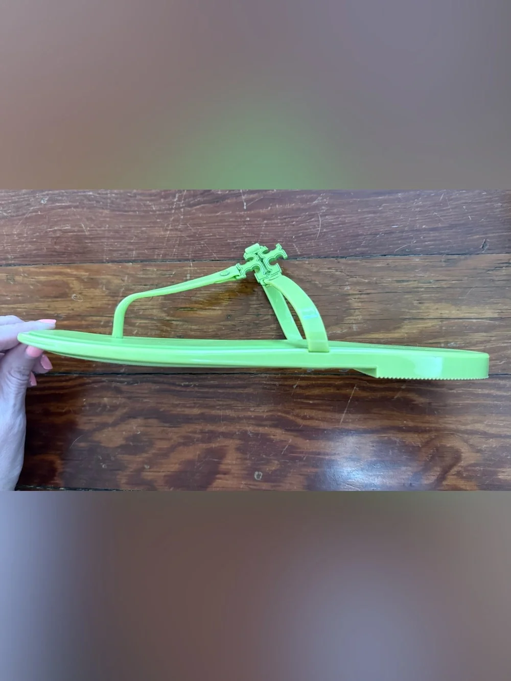 tory burch leaf green roxanne jelly thong sandals, women’s 9 NEW